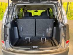 アイシス プラタナの中古車画像