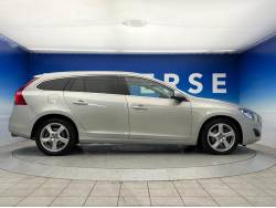 Ｖ６０ Ｔ４の中古車画像