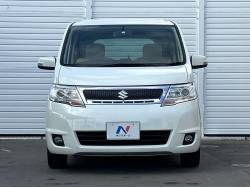 ランディ ２．０Ｇの中古車画像