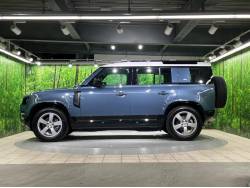 ディフェンダー １１０ＳＥ Ｐ３００ エアサスペンション装着車の中古車画像