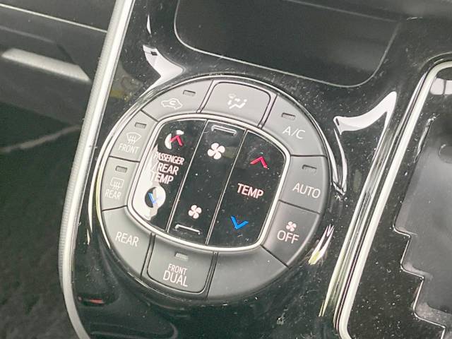 トヨタ ヴォクシー ＺＳ 煌Ⅱ 5.7万Km 244.9万円(愛知県)[458]の中古車詳細