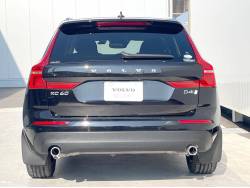 ＸＣ６０ Ｄ４ ＡＷＤ モーメンタムの中古車画像