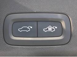 ＸＣ６０ Ｄ４ ＡＷＤ モーメンタムの中古車画像