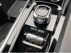 ＸＣ６０ Ｔ８ ツインエンジン ＡＷＤ インスクリプションの中古車画像