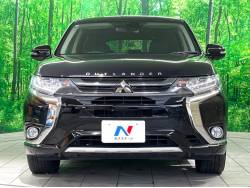 アウトランダーＰＨＥＶ Ｇナビパッケージの中古車画像