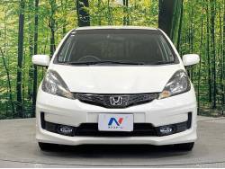 フィット ＲＳ・１０ｔｈアニバーサリーの中古車画像