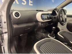 トゥインゴ インテンスの中古車画像