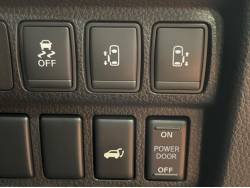 エルグランド ２５０ハイウェイスタープレミアムの中古車画像