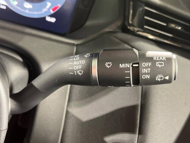 ランドローバー レンジローバーヴェラール ダイナミック ＨＳＥ Ｐ４００ｅ コイルサスペンション装着車 1,000Km 819.9万円(大阪府)[340]の中古車詳細