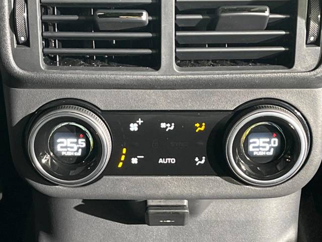 ランドローバー レンジローバーヴェラール ダイナミック ＨＳＥ Ｐ４００ｅ コイルサスペンション装着車 1,000Km 819.9万円(大阪府)[340]の中古車詳細