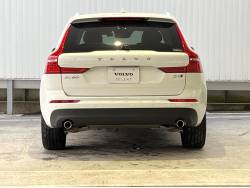 ＸＣ６０ Ｄ４ ＡＷＤ モーメンタムの中古車画像