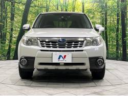 フォレスター ２．０ＸＳ プラチナセレクションの中古車画像