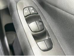 セレナ ２０Ｓの中古車画像