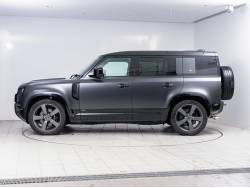 ディフェンダー １１０Ｖ８カルパチアンエディション Ｐ５２５ エアサスペンション装着車の中古車画像