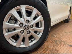 ノア ハイブリッドＸの中古車画像