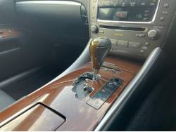 ＩＳ ＩＳ２５０ バージョンＬの中古車画像