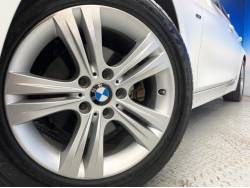 ３シリーズ ３２０ｄツーリング スポーツの中古車画像