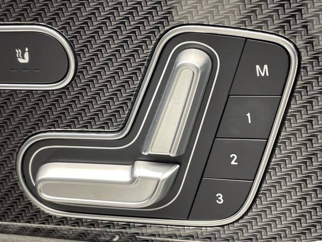 メルセデス・ベンツ ＧＬＡクラス ＧＬＡ２００ｄ ４マチック ＡＭＧライン 3.1万Km 389.9万円 2021年式[337]の中古車詳細(愛知県)