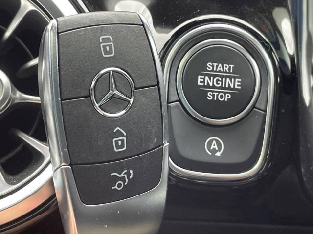 メルセデス・ベンツ ＧＬＡクラス ＧＬＡ２００ｄ ４マチック ＡＭＧライン 3.1万Km 389.9万円 2021年式[337]の中古車詳細(愛知県)
