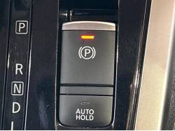 セレナ オーテック スポーツスペックの中古車画像