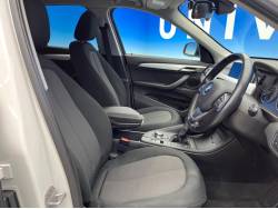 Ｘ１ ｘＤｒｉｖｅ １８ｄの中古車画像