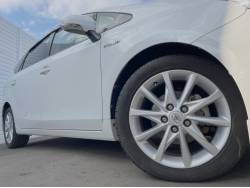 プリウスα Ｓツーリングセレクションの中古車画像