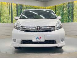 アイシス プラタナ Ｖセレクションの中古車画像