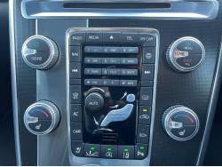 ＸＣ６０ Ｔ５ Ｒデザインの中古車画像