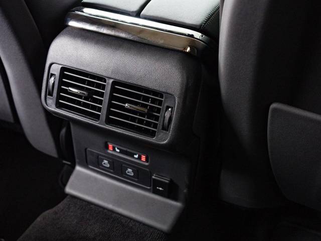 ランドローバー レンジローバーヴェラール ダイナミック ＳＥ Ｐ４００ｅ コイルサスペンション装着車 263Km 829.9万円(愛知県)[558]の中古車詳細