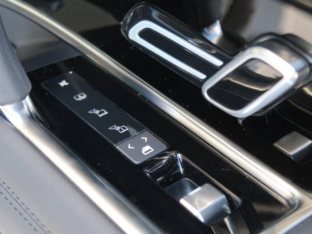 ランドローバー レンジローバー ＨＳＥ Ｐ５３０ スタンダードホイールベース 0.2万Km 1,579.9万円(神奈川県)[860]の中古車詳細