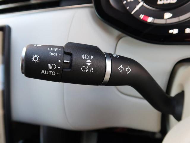 ランドローバー レンジローバー ＨＳＥ Ｐ５３０ スタンダードホイールベース 0.2万Km 1,579.9万円(神奈川県)[860]の中古車詳細