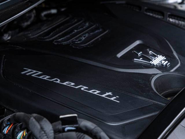 マセラティ グレカーレ ＧＴ 0.6万Km 839.9万円(東京都)[655]の中古車詳細