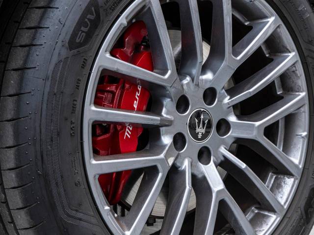 マセラティ グレカーレ ＧＴ 0.6万Km 839.9万円(東京都)[655]の中古車詳細