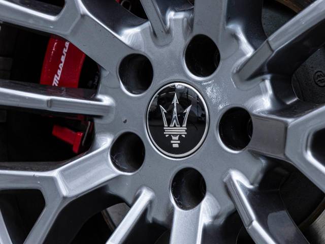 マセラティ グレカーレ ＧＴ 0.6万Km 839.9万円(東京都)[655]の中古車詳細