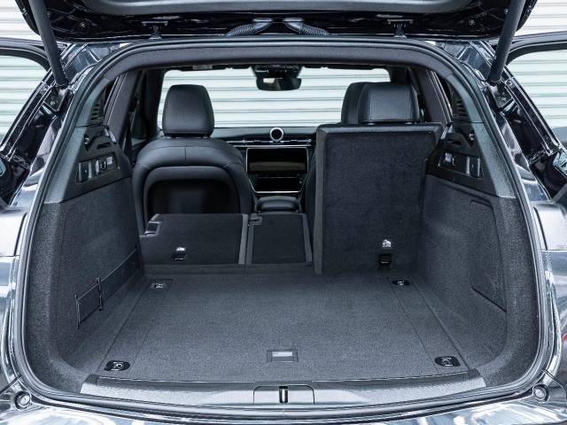 マセラティ グレカーレ ＧＴ 0.6万Km 839.9万円(東京都)[655]の中古車詳細