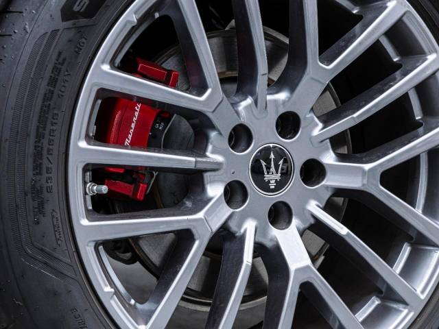 マセラティ グレカーレ ＧＴ 0.6万Km 839.9万円(東京都)[655]の中古車詳細