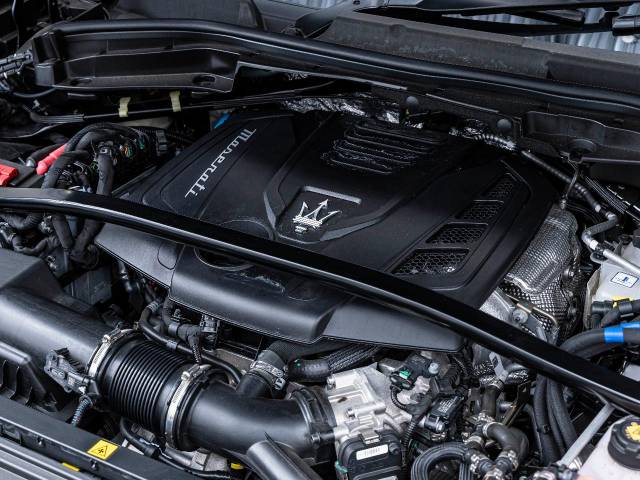 マセラティ グレカーレ ＧＴ 0.6万Km 839.9万円(東京都)[655]の中古車詳細