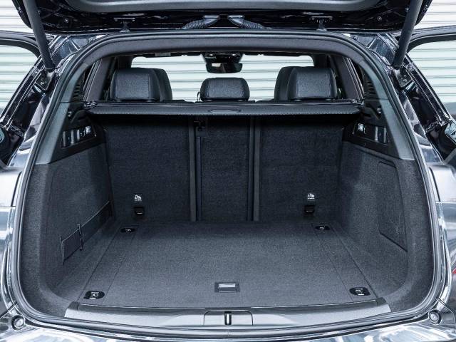 マセラティ グレカーレ ＧＴ 0.6万Km 839.9万円(東京都)[655]の中古車詳細