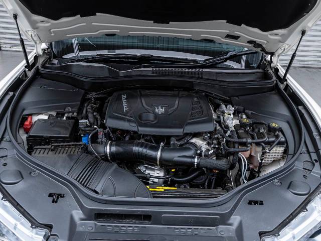 マセラティ レヴァンテ ＧＴハイブリッド 0.4万Km 729.9万円(大阪府)[475]の中古車詳細