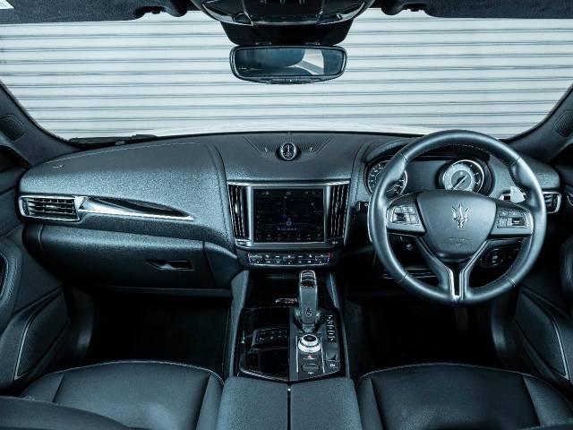 マセラティ レヴァンテ ＧＴハイブリッド 0.4万Km 729.9万円(大阪府)[475]の中古車詳細