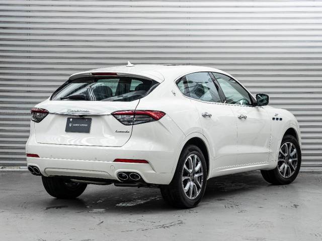 マセラティ レヴァンテ ＧＴハイブリッド 0.4万Km 729.9万円(大阪府)[475]の中古車詳細