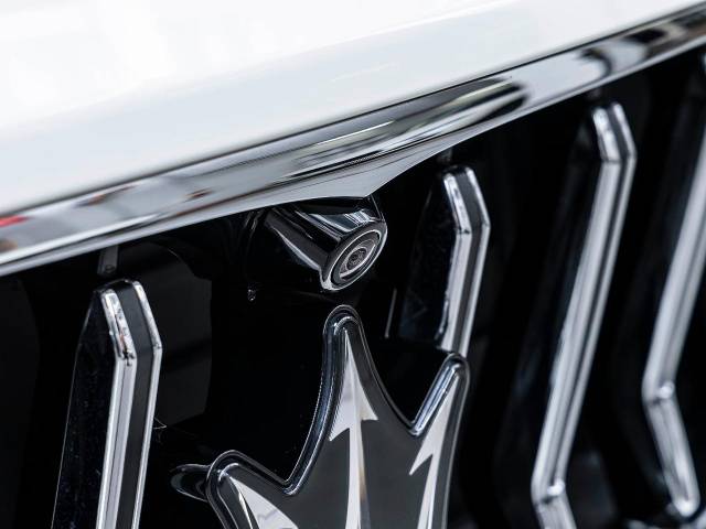 マセラティ レヴァンテ ＧＴハイブリッド 0.4万Km 729.9万円(大阪府)[475]の中古車詳細