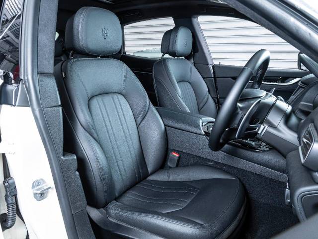 マセラティ レヴァンテ ＧＴハイブリッド 0.4万Km 729.9万円(大阪府)[475]の中古車詳細