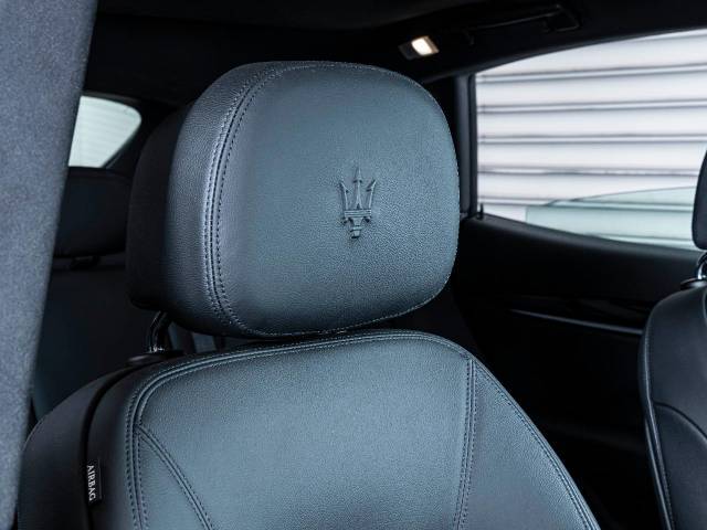 マセラティ レヴァンテ ＧＴハイブリッド 0.4万Km 729.9万円(大阪府)[475]の中古車詳細