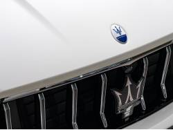 レヴァンテ ＧＴハイブリッドの中古車画像