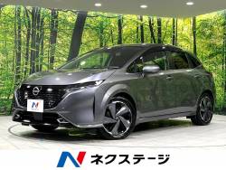 オーラ Ｇ　ＦＯＵＲ　レザーエディション ４ＷＤ　衝突軽減ブレーキ　メーカーナビ　ＢＯＳＥサウンドシステム　全周囲カメラ　フルセグ　シートヒーター　ＬＥＤヘッドライト　インテリジェントルームミラー　純正１７インチアルミ　ＵＳＢソケットの中古車画像