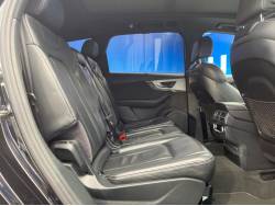 Ｑ７ ３．０ＴＦＳＩクワトロアダプティブエアサスペンション仕様の中古車画像