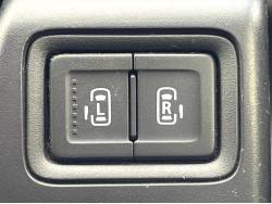 デリカＤ：２ ハイブリッドＭＺの中古車画像