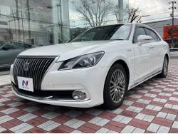 クラウンマジェスタ ベースグレードの中古車画像