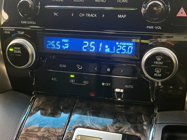 トヨタ アルファード ２．５Ｓ タイプゴールドⅡ 3万Km 420.9万円(愛媛県)[696]の中古車詳細